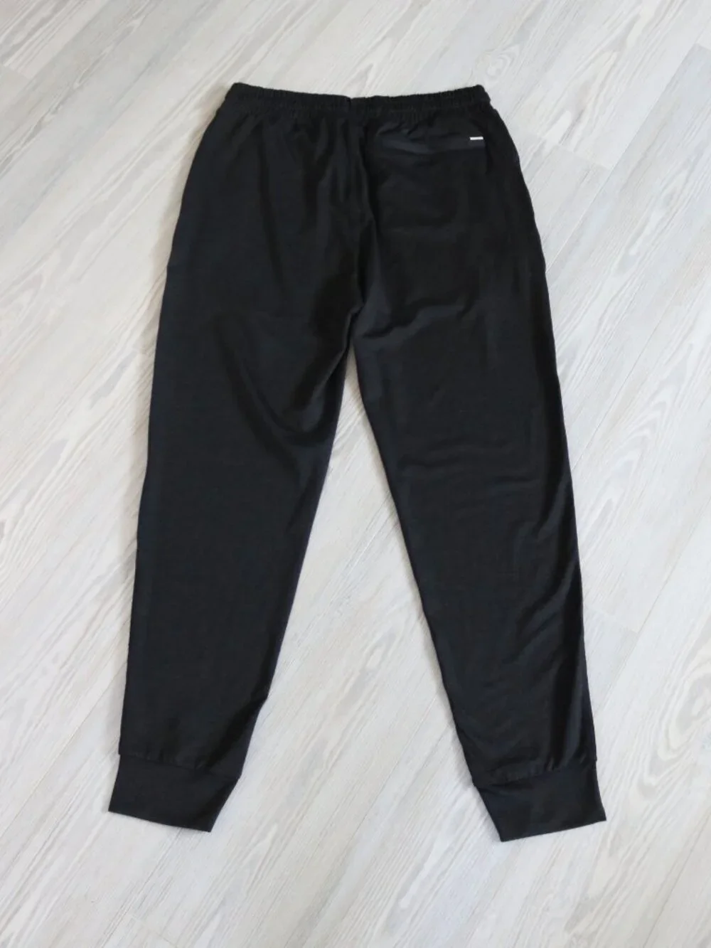 Vuori Ponto Performance Jogger Men's M Black Dream-Knit Gym Active Pants V438